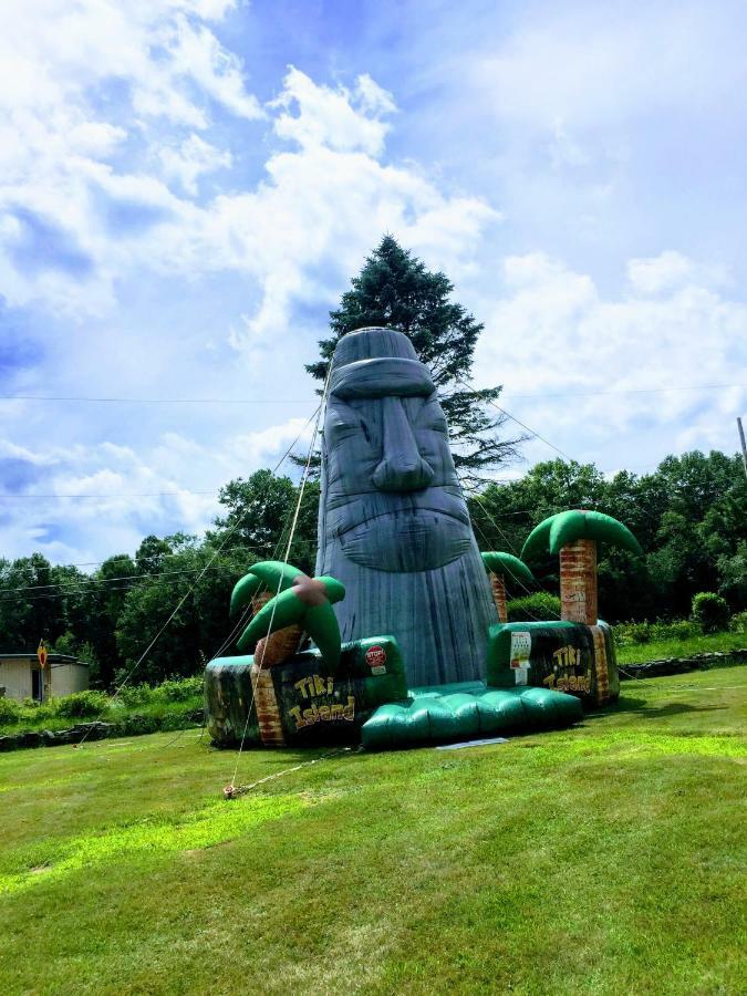 Chestnut Grove Family Resort Mount Pocono Exterior foto